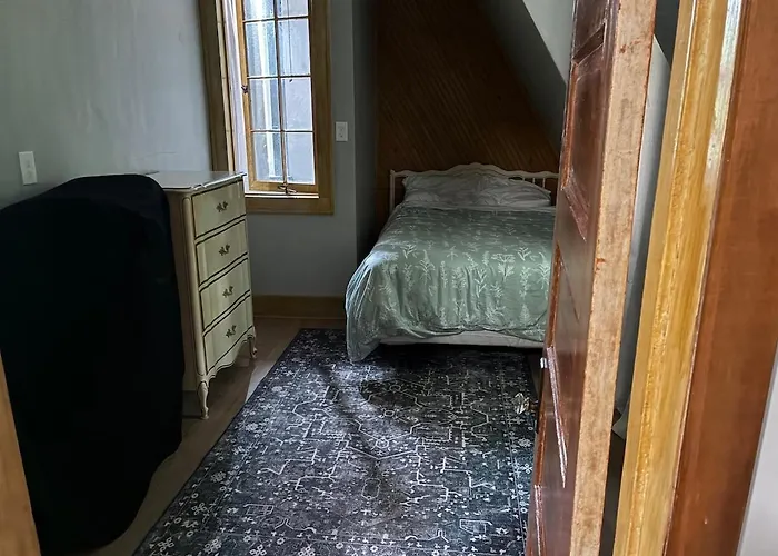 8 Acres Of Privacy Your Group Escape