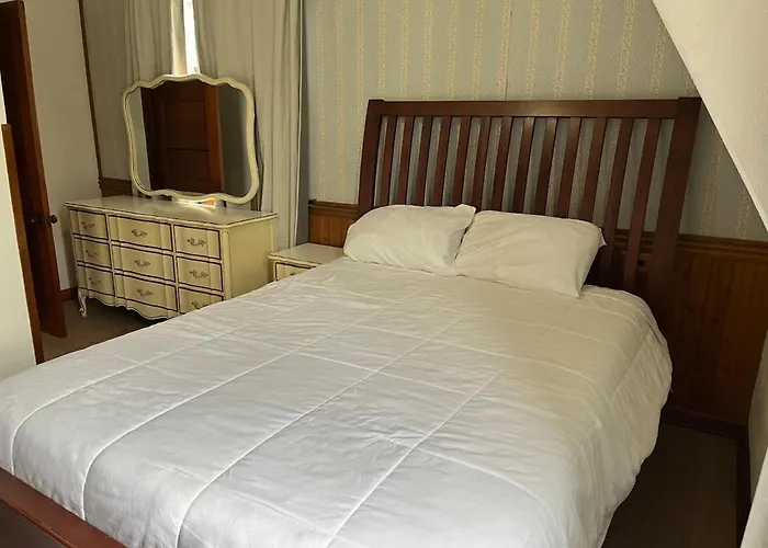 Hébergement de vacances 8 Acres Of Privacy Your Group Escape *