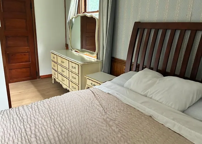 8 Acres Of Privacy Your Group Escape